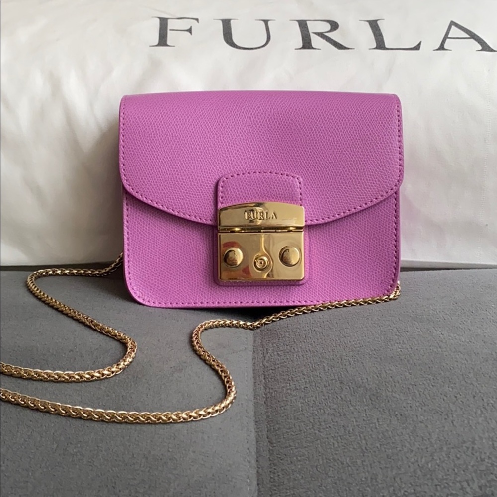 Pink Furla Metropolis